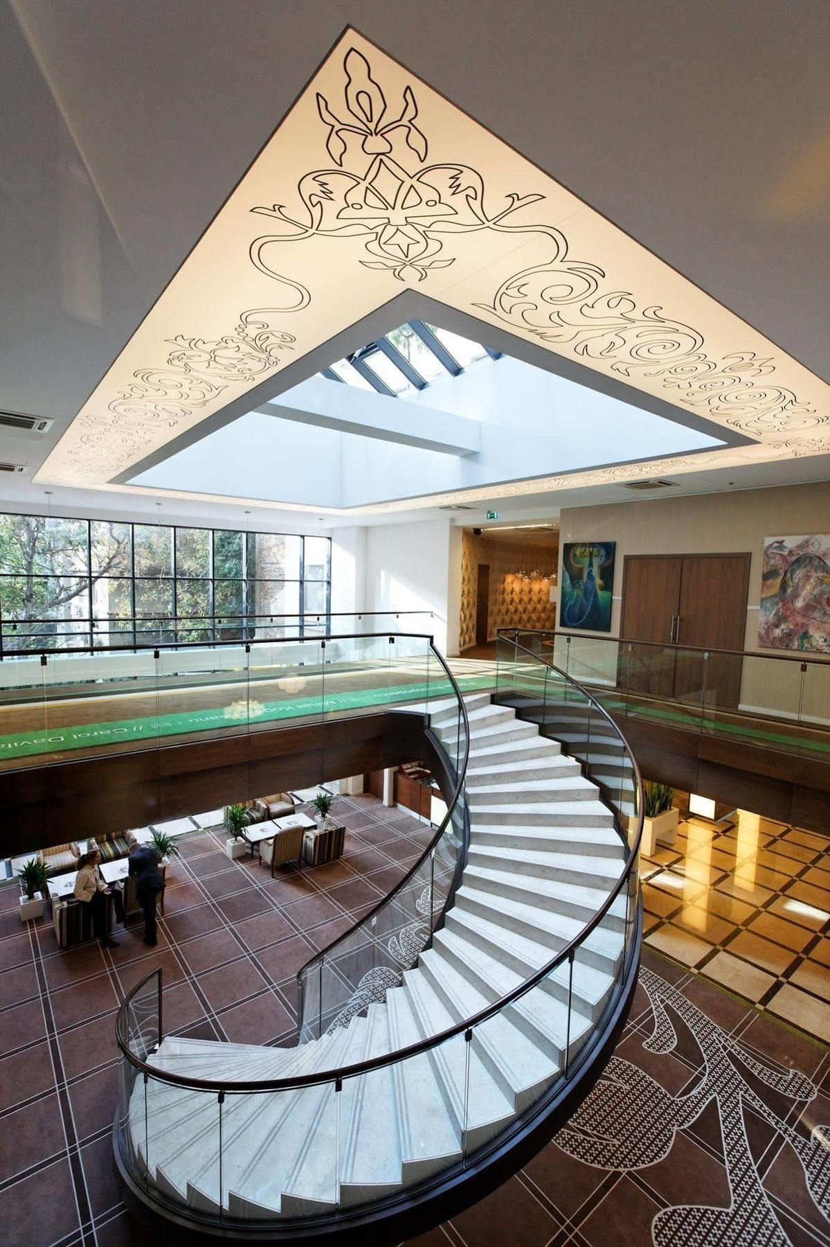 Capital Plaza Hotel ブカレスト エクステリア 写真